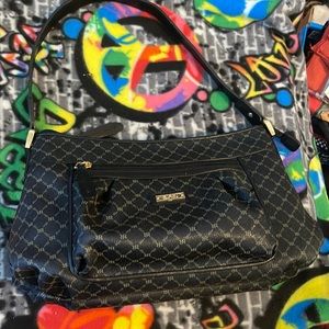 Rioni Black Shoulder Handbag